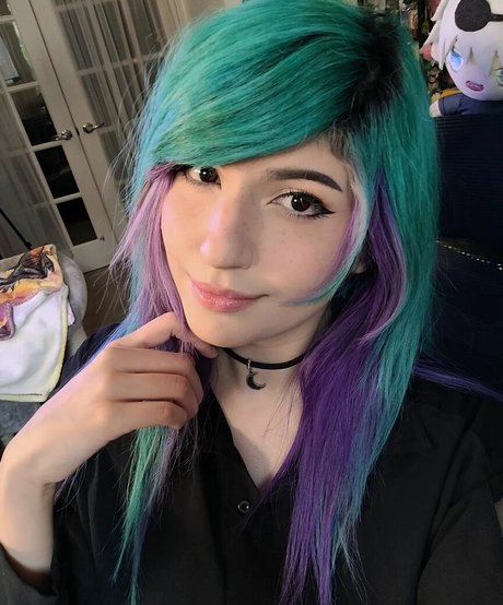 Kittyrawr photo 25