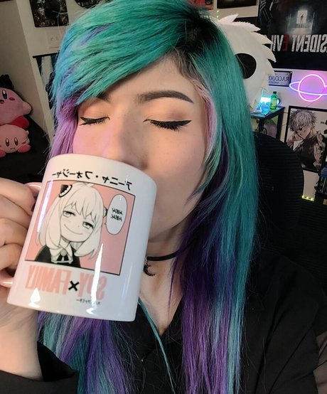 Kittyrawr photo 29