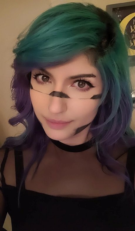 Kittyrawr photo 30