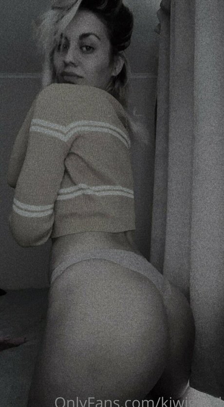 Kiwigiiiirl photo 24