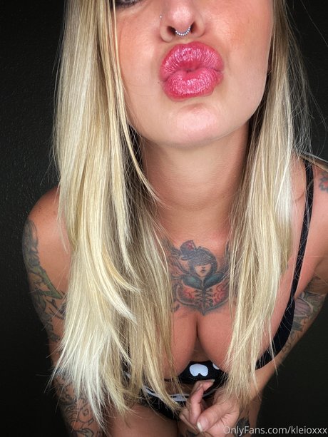 Kleio Valentien photo 34