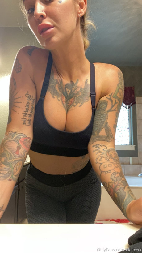 Kleio Valentien photo 142