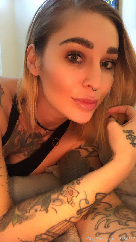 Kleio Valentien photo 214