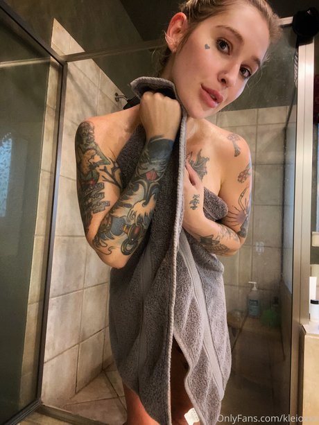 Kleio Valentien photo 365