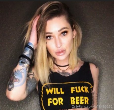 Kleio Valentien photo 378