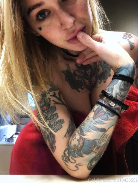 Kleio Valentien photo 606