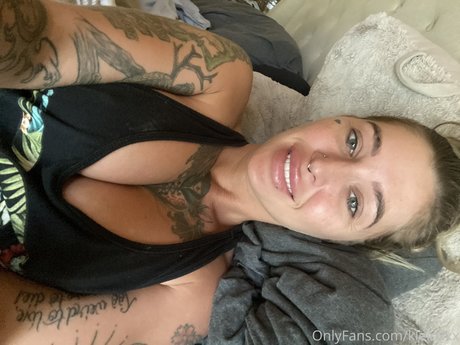 Kleio Valentien photo 729