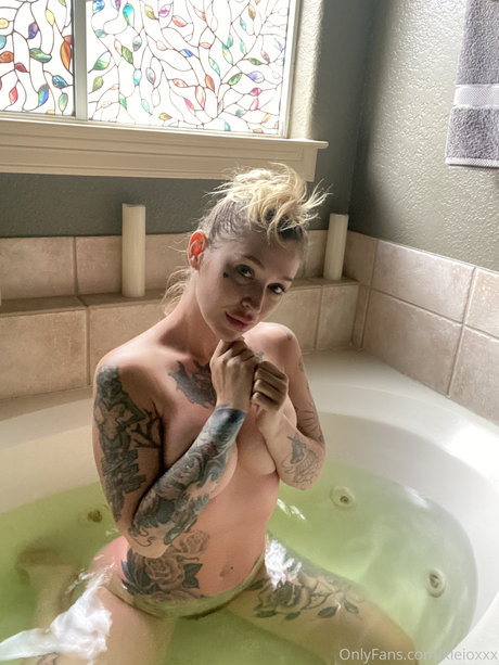 Kleio Valentien photo 746