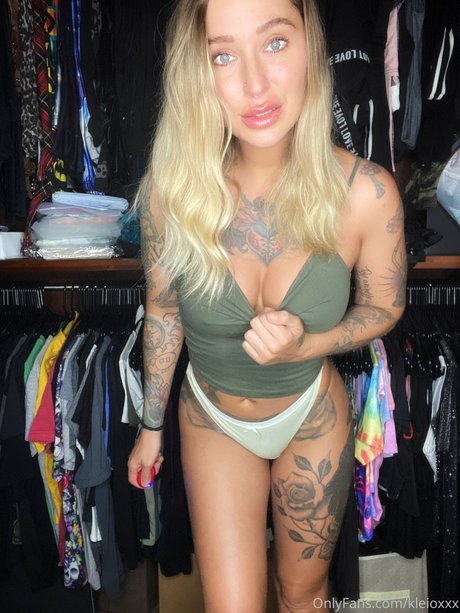 Kleio Valentien photo 819