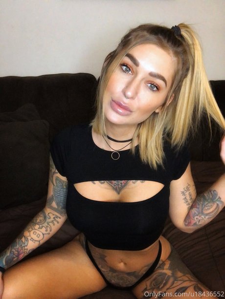 Kleio Valentien photo 1033