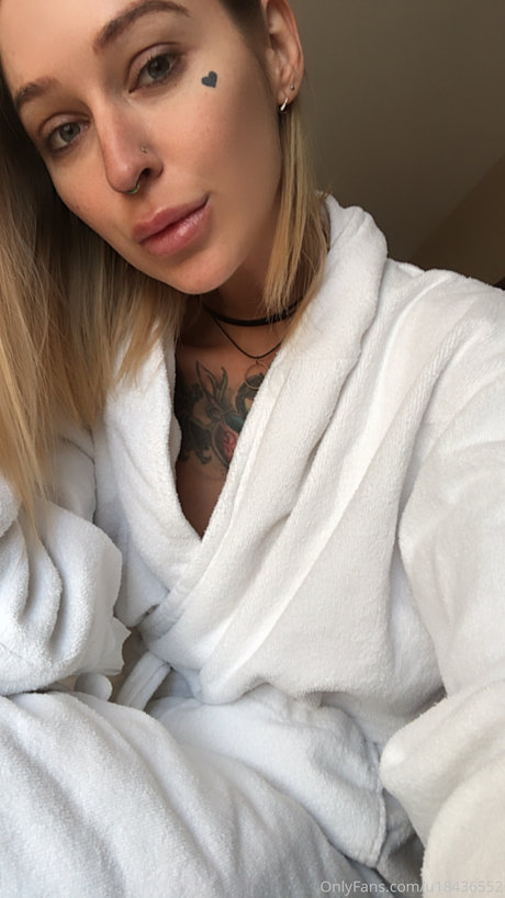 Kleio Valentien photo 1067