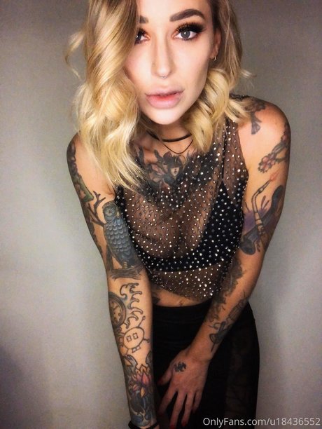 Kleio Valentien photo 1095