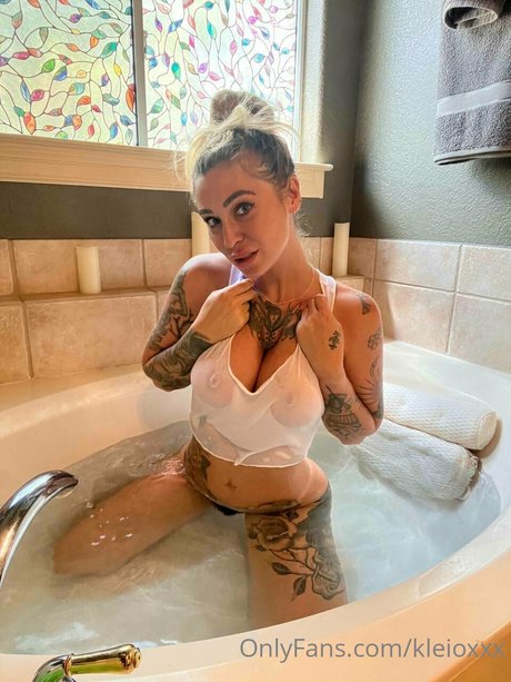 Kleio Valentien photo 1141