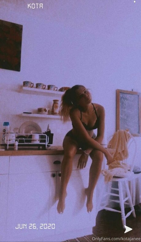 Kota Jane photo 7