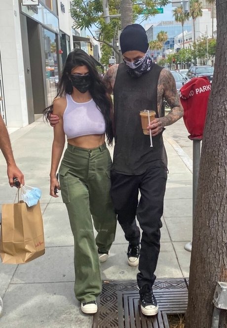Kourtney Kardashian photo 103