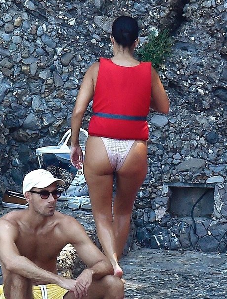 Kourtney Kardashian photo 456