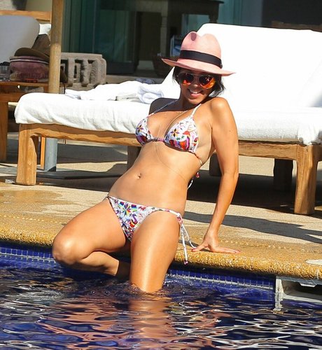 Kourtney Kardashian photo 496