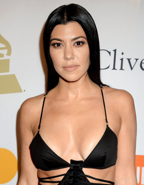 Kourtney Kardashian photo 557