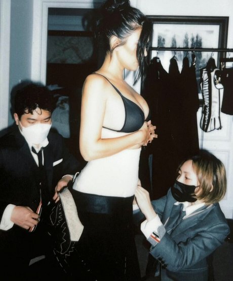 Kourtney Kardashian photo 565