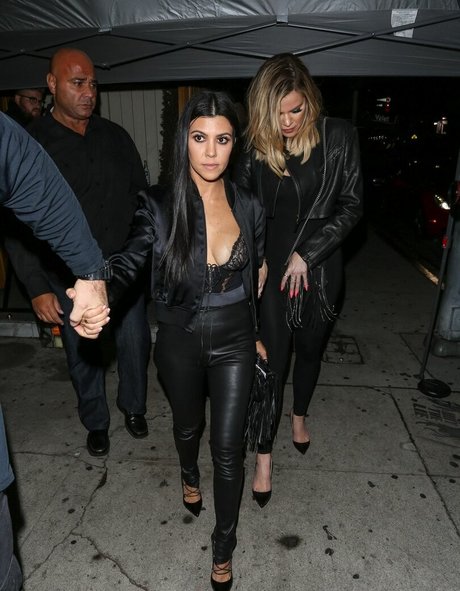 Kourtney Kardashian photo 587