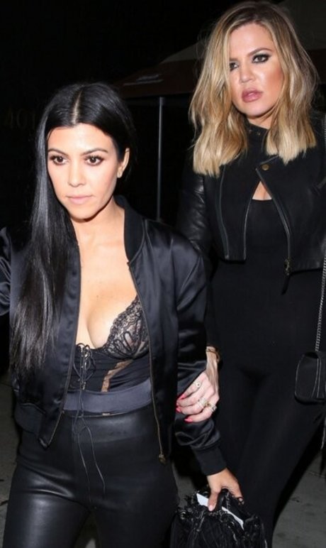 Kourtney Kardashian photo 626