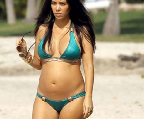 Kourtney Kardashian photo 794