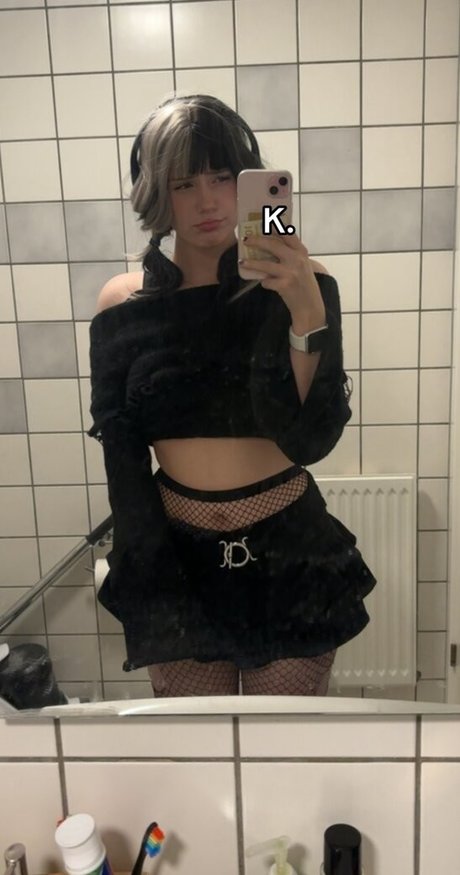 Krispytofuuu photo 220