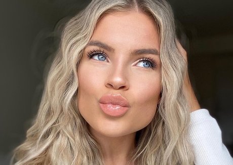 Kristen Conger photo 24