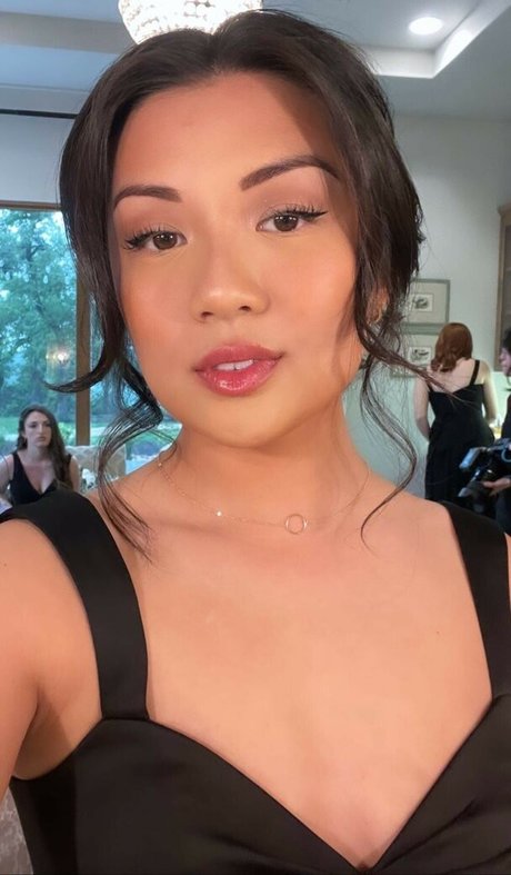 Kristina Ho photo 5