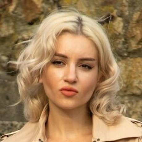 Kristina Vermilion photo 26