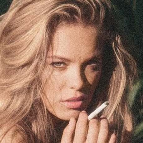 Kristy Garett photo 16