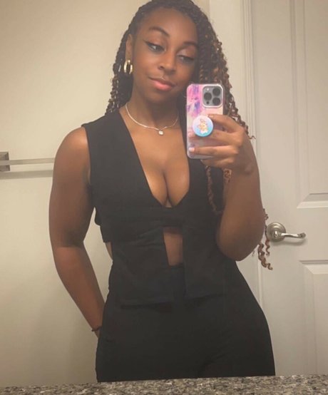 Kristymariebusty photo 16