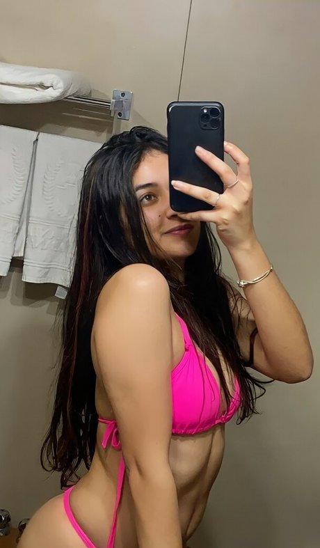 Kristysweetiekitty photo 24