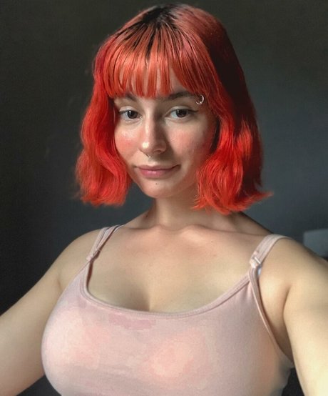 Krystal Swift photo 21