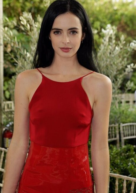 Krysten Ritter photo 17