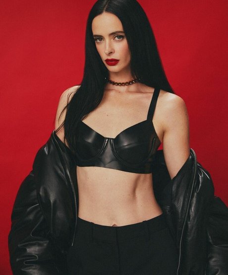 Krysten Ritter photo 20