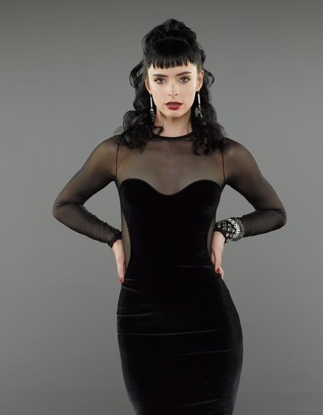 Krysten Ritter photo 100