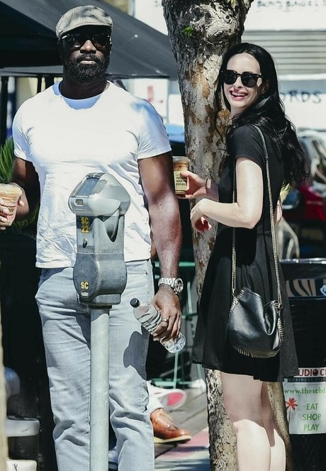 Krysten Ritter photo 170