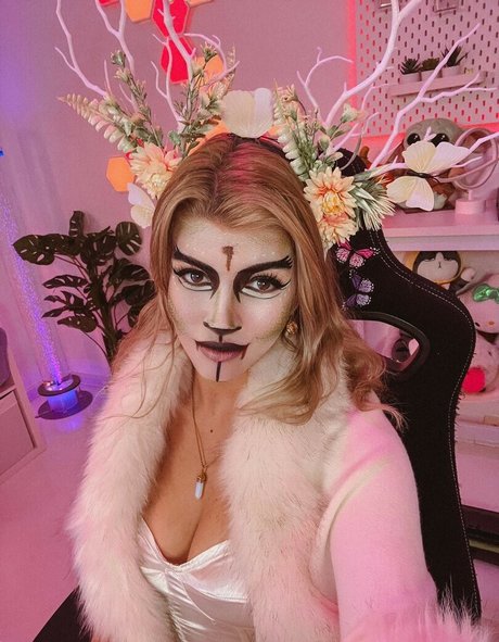 Kunshikitty photo 78