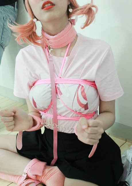 Kura Onee-san photo 485