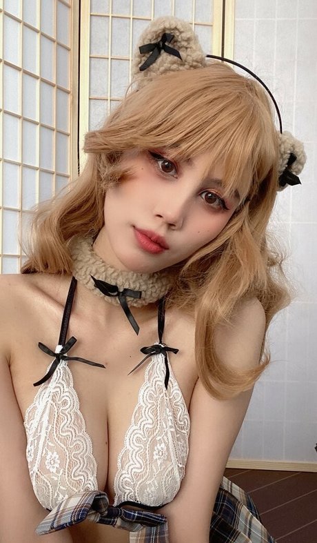 Kura Onee-san photo 724