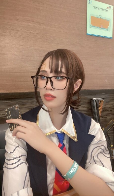 Kura Onee-san photo 758