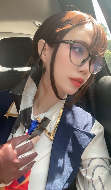 Kura Onee-san photo 766