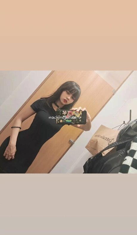 Kuro Emma photo 17
