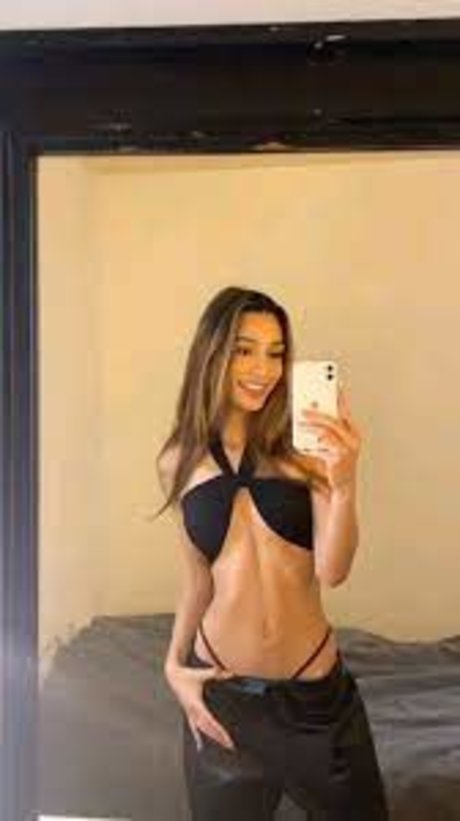 Kyla Malena photo 3