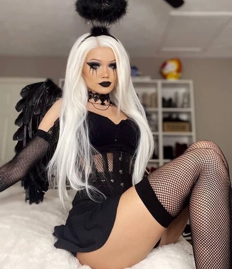 Kylee Carter photo 11