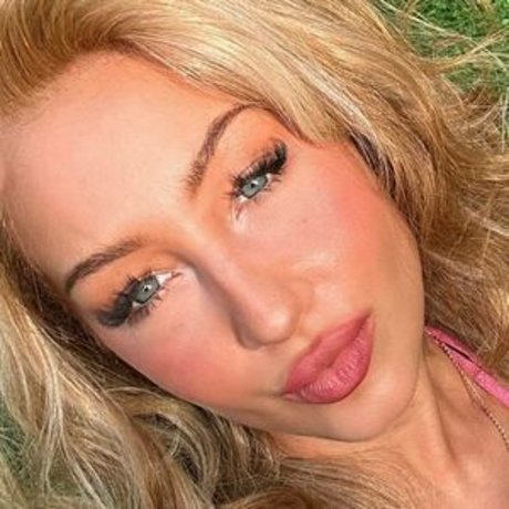 Kylie Gesualdo photo 17