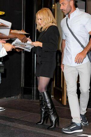Kylie Minogue photo 397