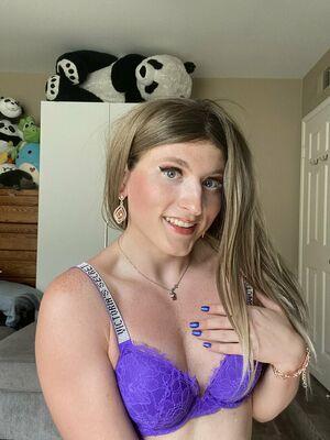 Kymmy Harper photo 78