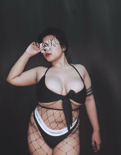 Lady Akiko photo 2